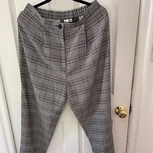 High Rise Size 10 Divided Pants